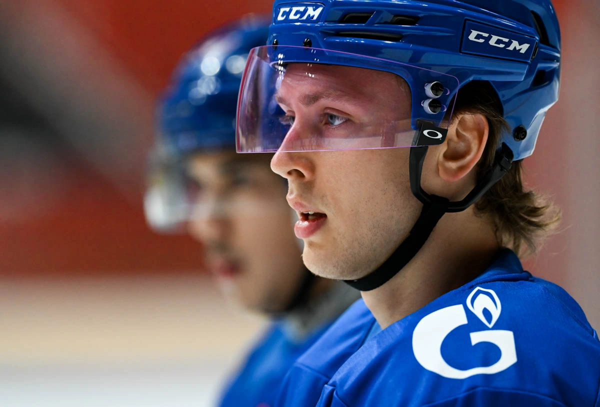 Игорь Ларионов