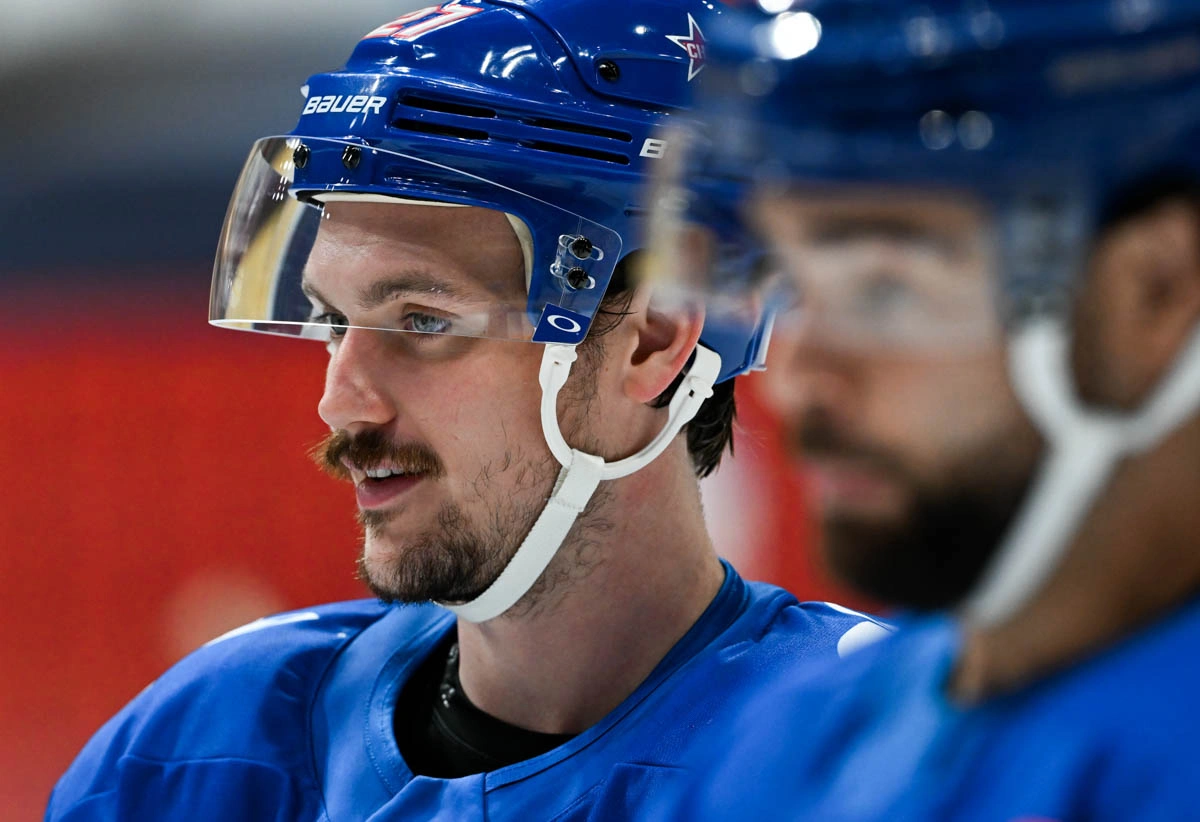 Бреннан Менелл